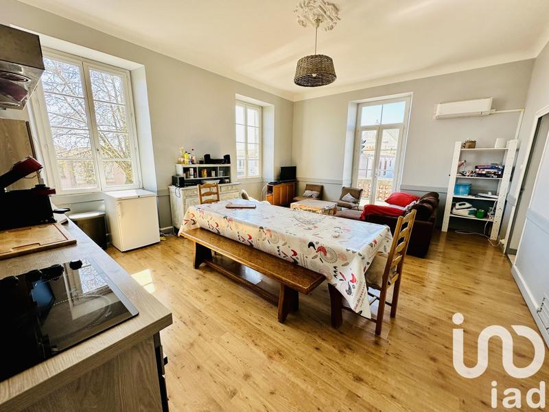 Maison - 262 m² - 7 pièces