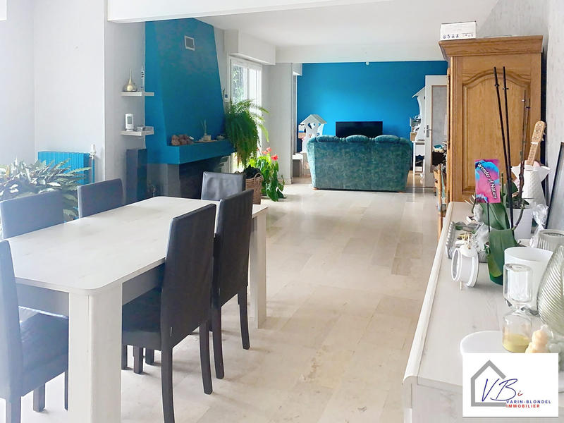 Maison - 187 m² - 7 pièces