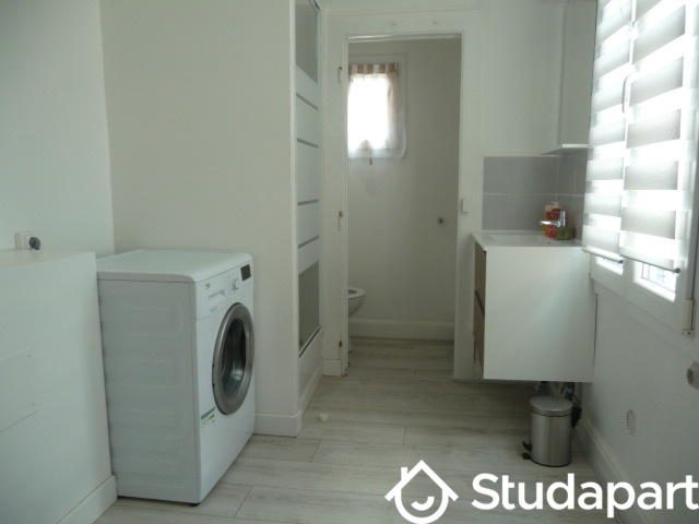 Chambre - 9 m² - 1 pièce