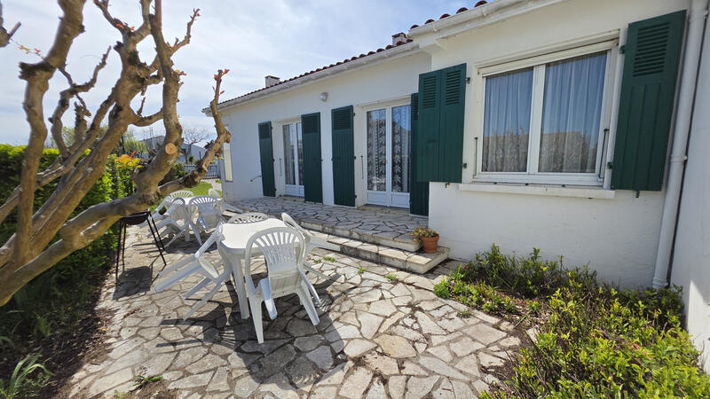 Maison - 90 m² - 5 pièces