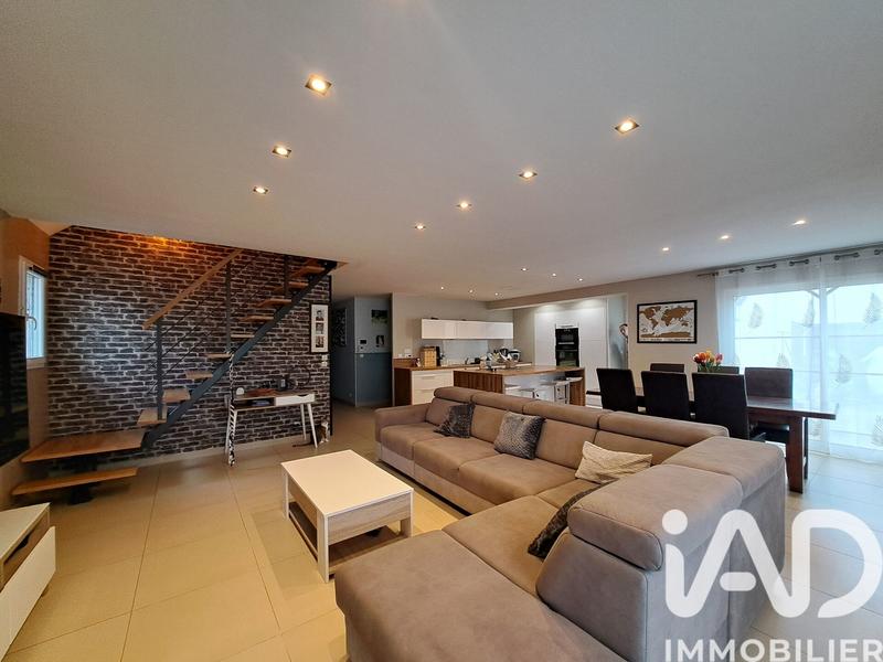 Maison - 153 m² - 7 pièces