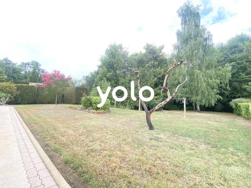 Maison traditionnelle - 200 m² - 8 pièces