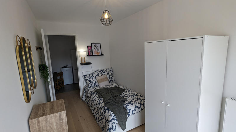 Chambre - 16 m² - 5 pièces