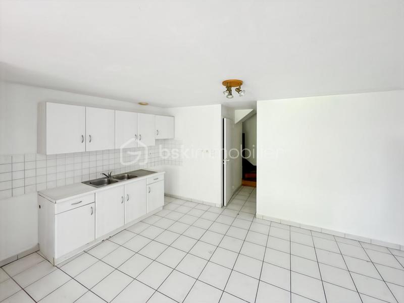 Maison - 74 m² - 6 pièces