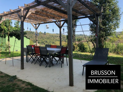 Maison - 184 m² - 9 pièces