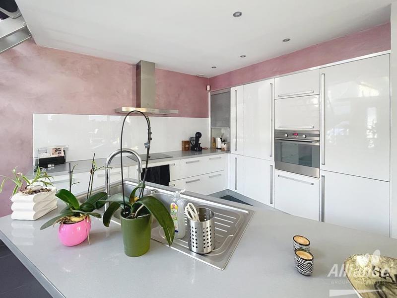 Maison ancienne - 170 m² - 6 pièces