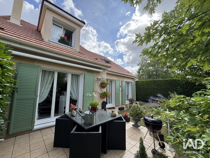 Maison - 138 m² - 6 pièces