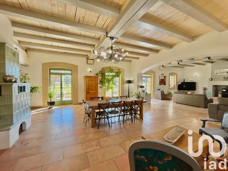 Maison - 295 m² - 6 pièces