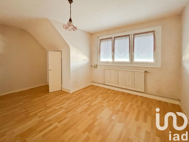 Maison - 96 m² - 9 pièces