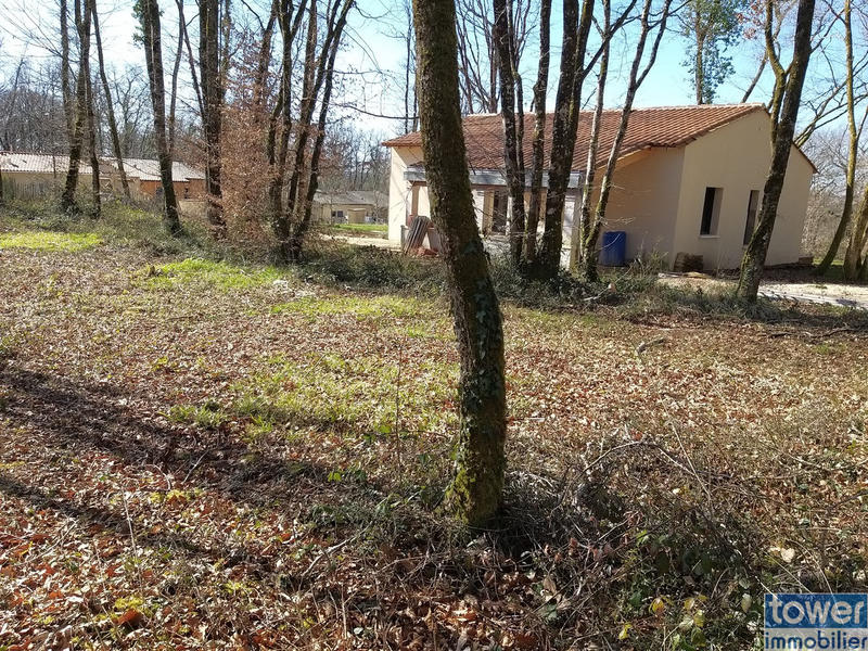Terrain - 869 m²