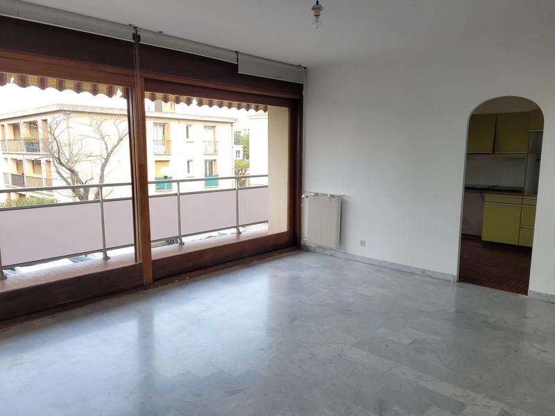 Appartement - 80 m² - 3 pièces