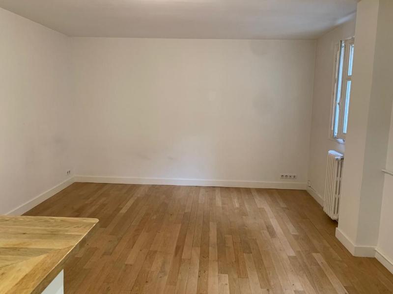 Studio - 36 m² - 1 pièce