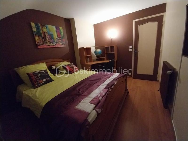 Immeuble - 159 m² - 9 pièces