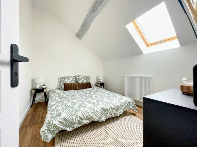 Maison - 95 m² - 5 pièces