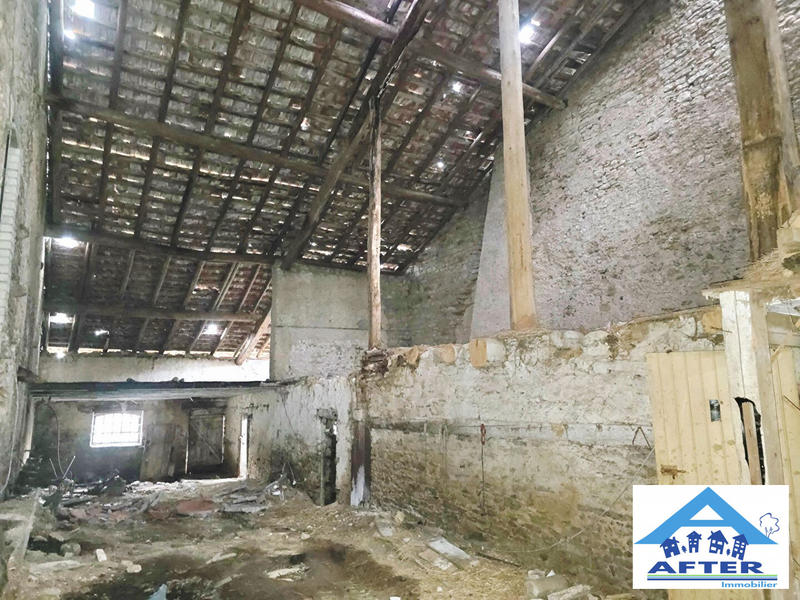 Maison - 300 m² - 4 pièces