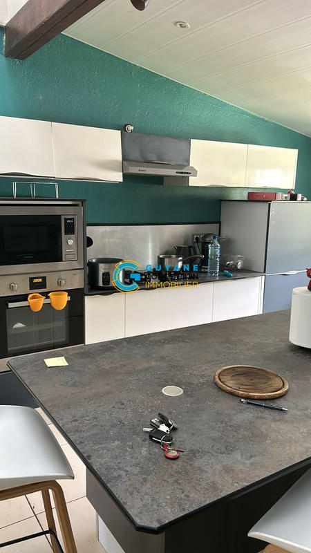 Maison - 136 m² - 7 pièces