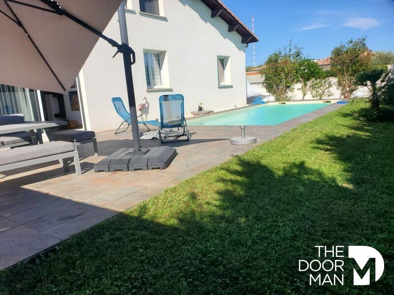 Maison - 190 m² - 6 pièces