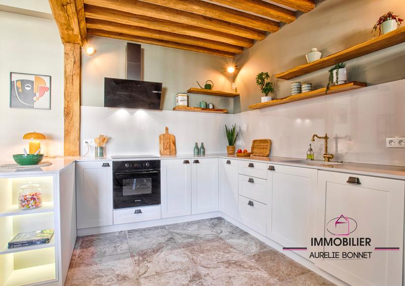 Maison ancienne - 140 m² - 8 pièces
