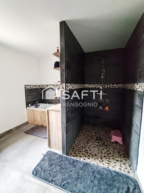 Ferme - 253 m² - 8 pièces