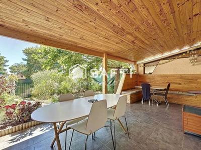 Maison - 77 m² - 5 pièces