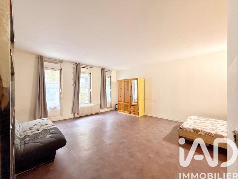 Studio - 40 m² - 1 pièce