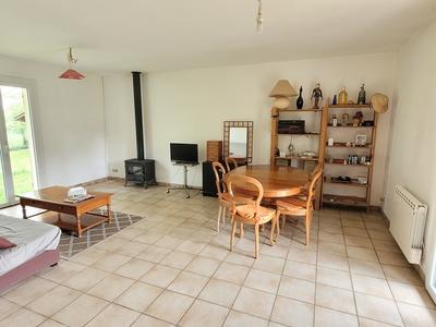 Maison - 85 m² - 5 pièces