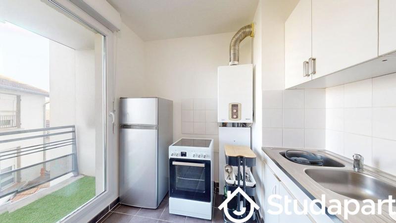 Chambre - 10 m² - 1 pièce