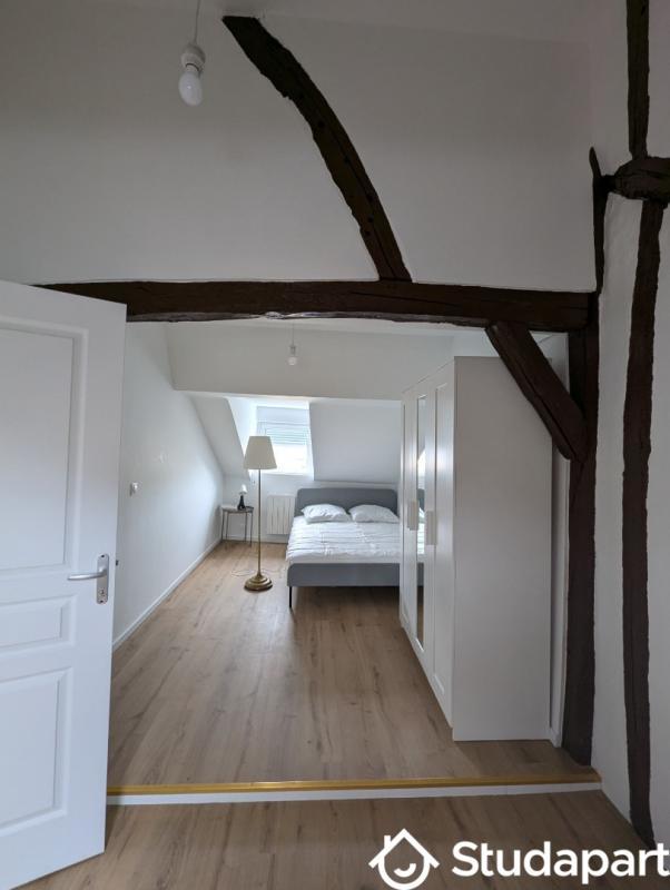 Chambre - 9 m² - 1 pièce