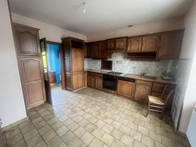 Maison - 102 m² - 4 pièces