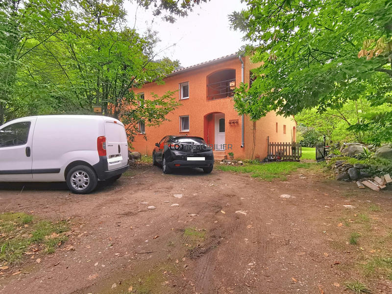 Villa - 183 m² - 4 pièces