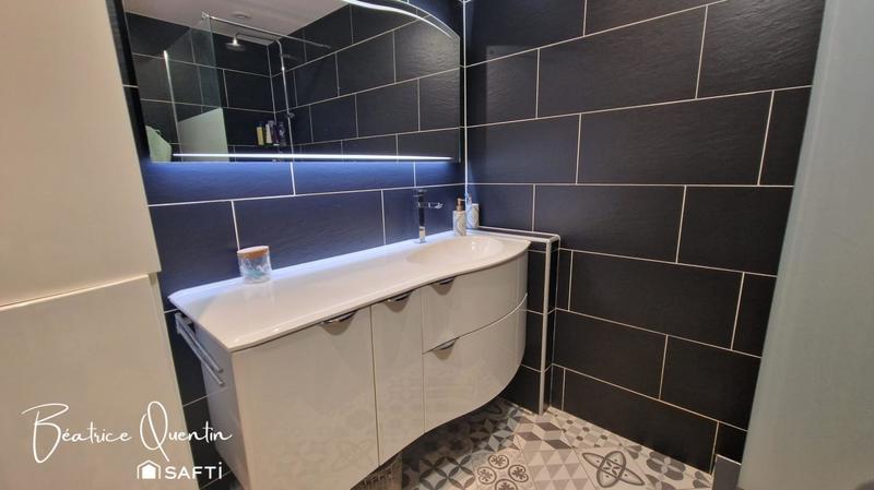 Maison - 106 m² - 6 pièces