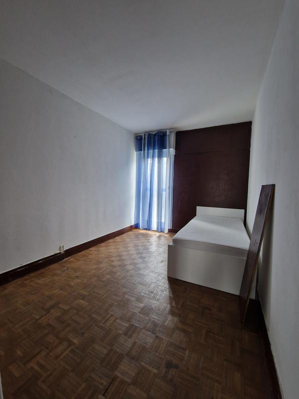 Appartement - 83 m² - 5 pièces