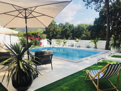 Maison - 150 m² - 5 pièces