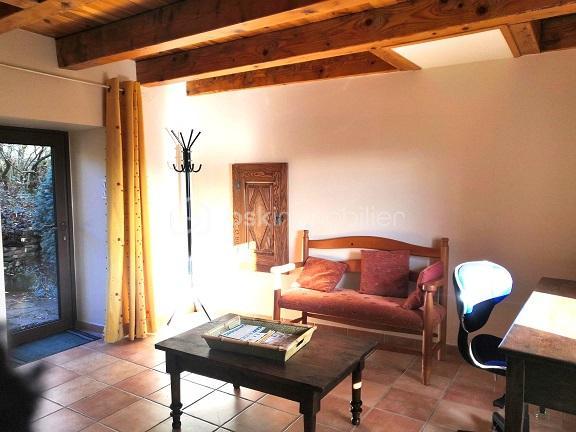 Propriété - 282 m² - 7 pièces