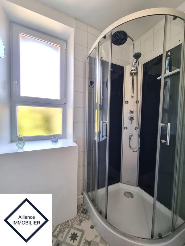 Maison - 103 m² - 5 pièces