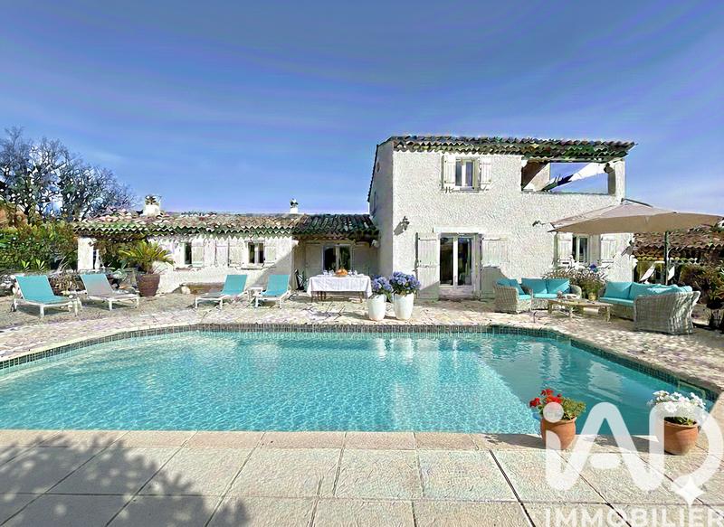 Maison - 170 m² - 5 pièces