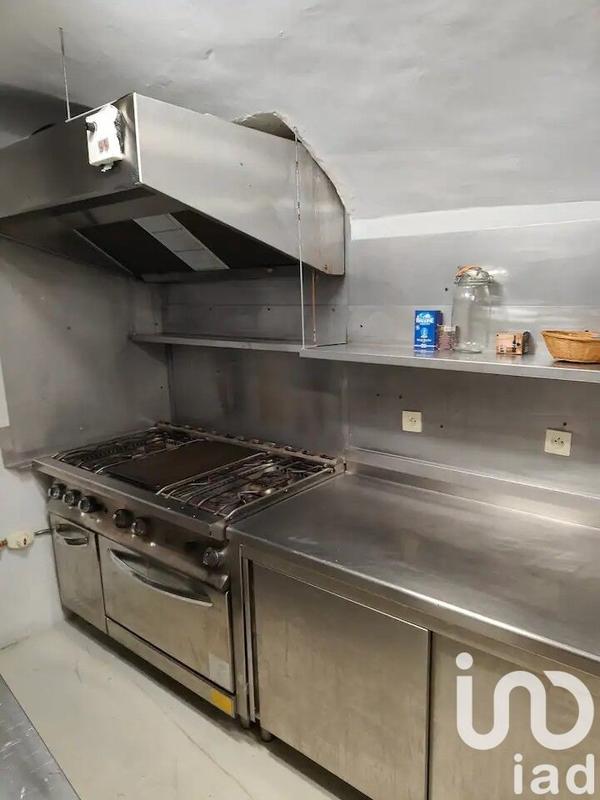 Maison - 261 m² - 9 pièces