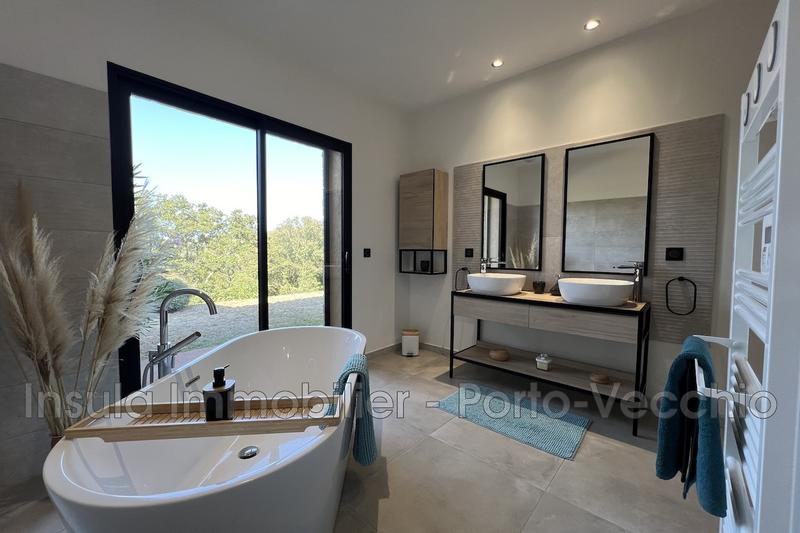 Villa - 277 m² - 10 pièces