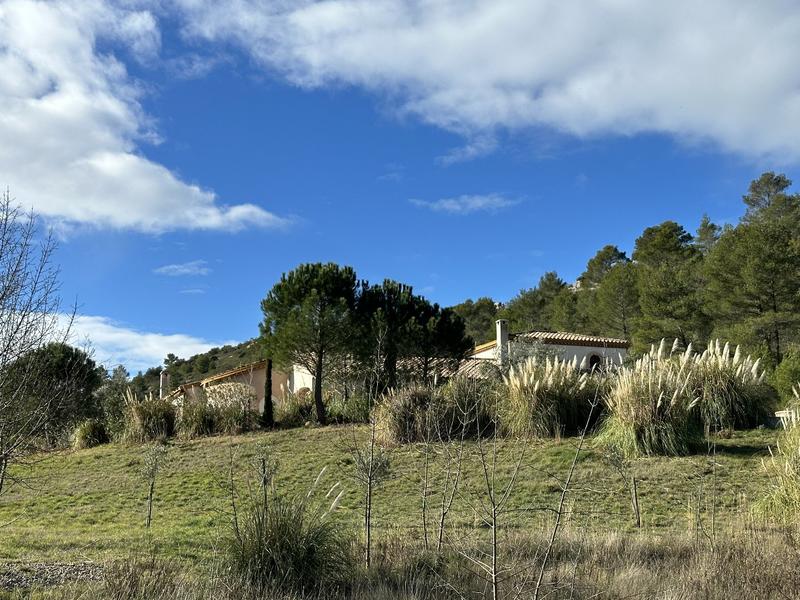 Demeure - 225 m² - 7 pièces