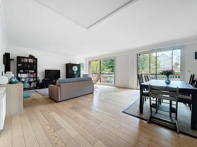 Appartement - 120 m² - 5 pièces