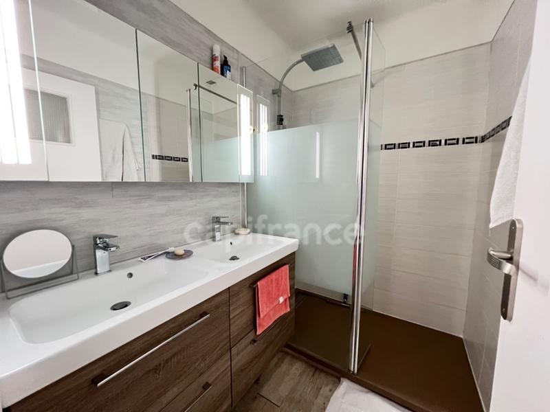 Maison - 91 m² - 5 pièces