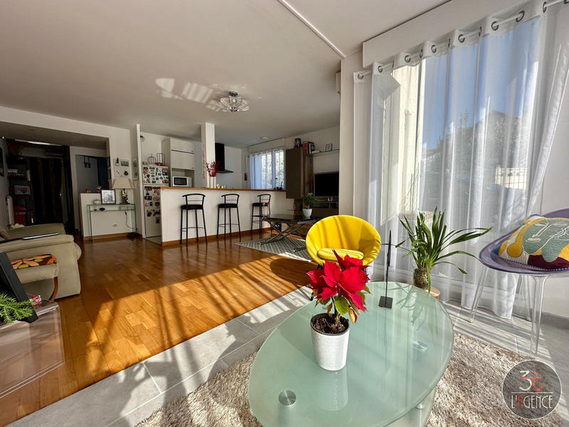 Appartement - 56 m² - 3 pièces