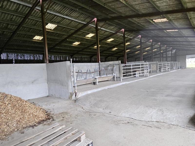 Propriété - 170 m² - 8 pièces