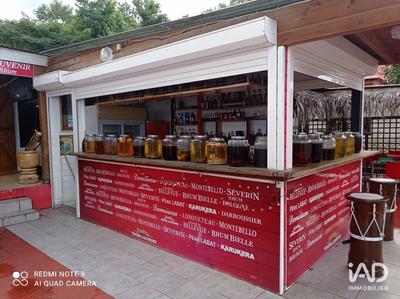 Local commercial - 311 m²