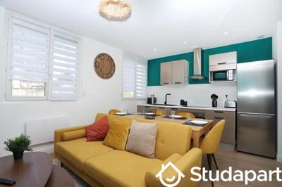 Chambre - 74 m² - 1 pièce