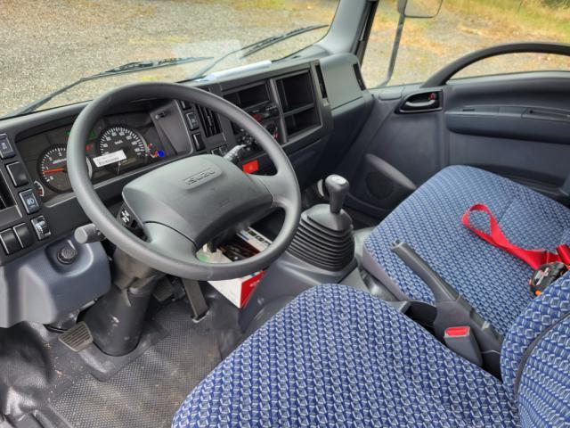Isuzu M27 Serie Bleu F 2750 Benne Basculante