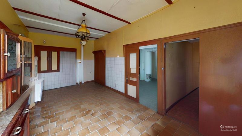 Maison - 180 m² - 9 pièces