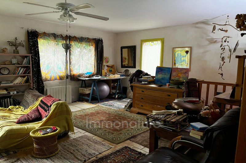 Maison - 180 m² - 8 pièces