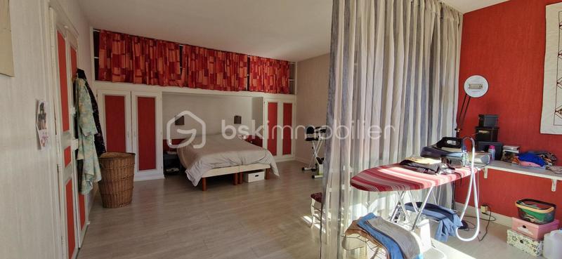 Maison de ville - 211 m² - 9 pièces