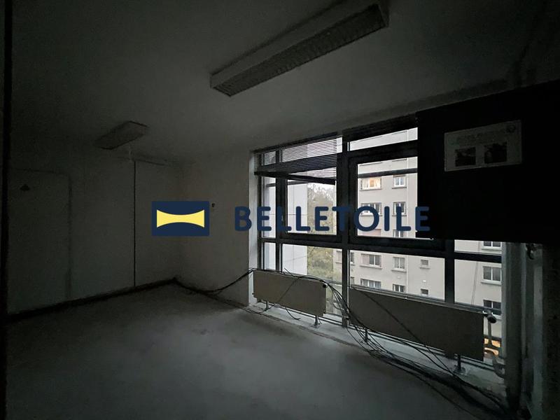 Bureau - 196 m²